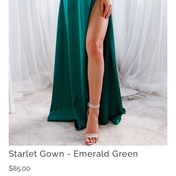 Stunner Boutique | Maroon/Red Prom Dress - Picture 2 of 5